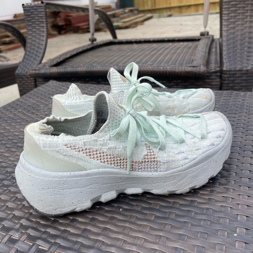 Nike Space Hippie 04 Women Running Training Shoes